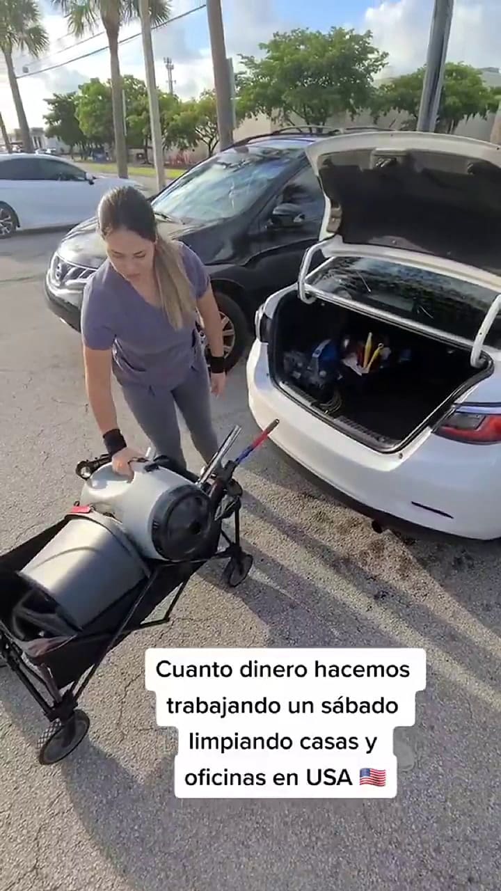 Una tiktoker reveló cuánto gana limpiando casas en Estados Unidos