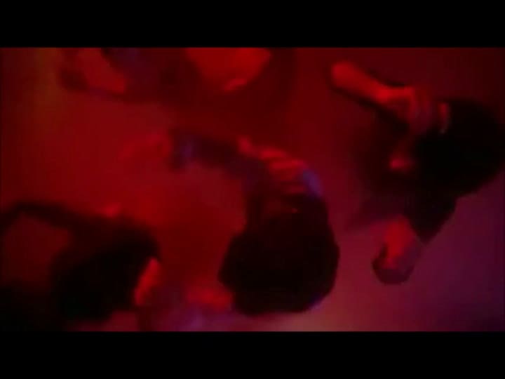 John Travolta como Tony Manero, el primer amor de Ricky Martin