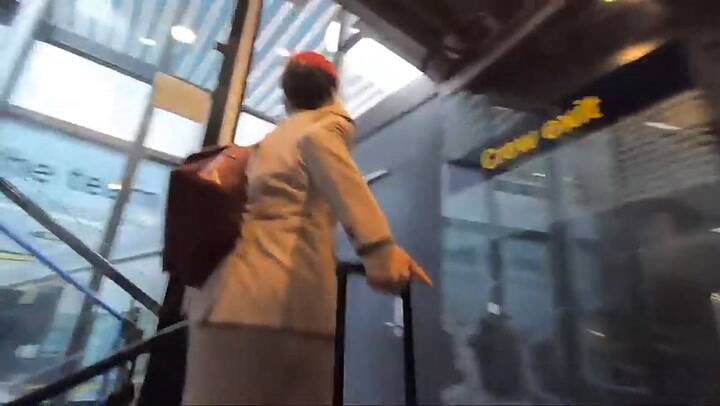 Este es el secreto de los uniformes de los azafatos