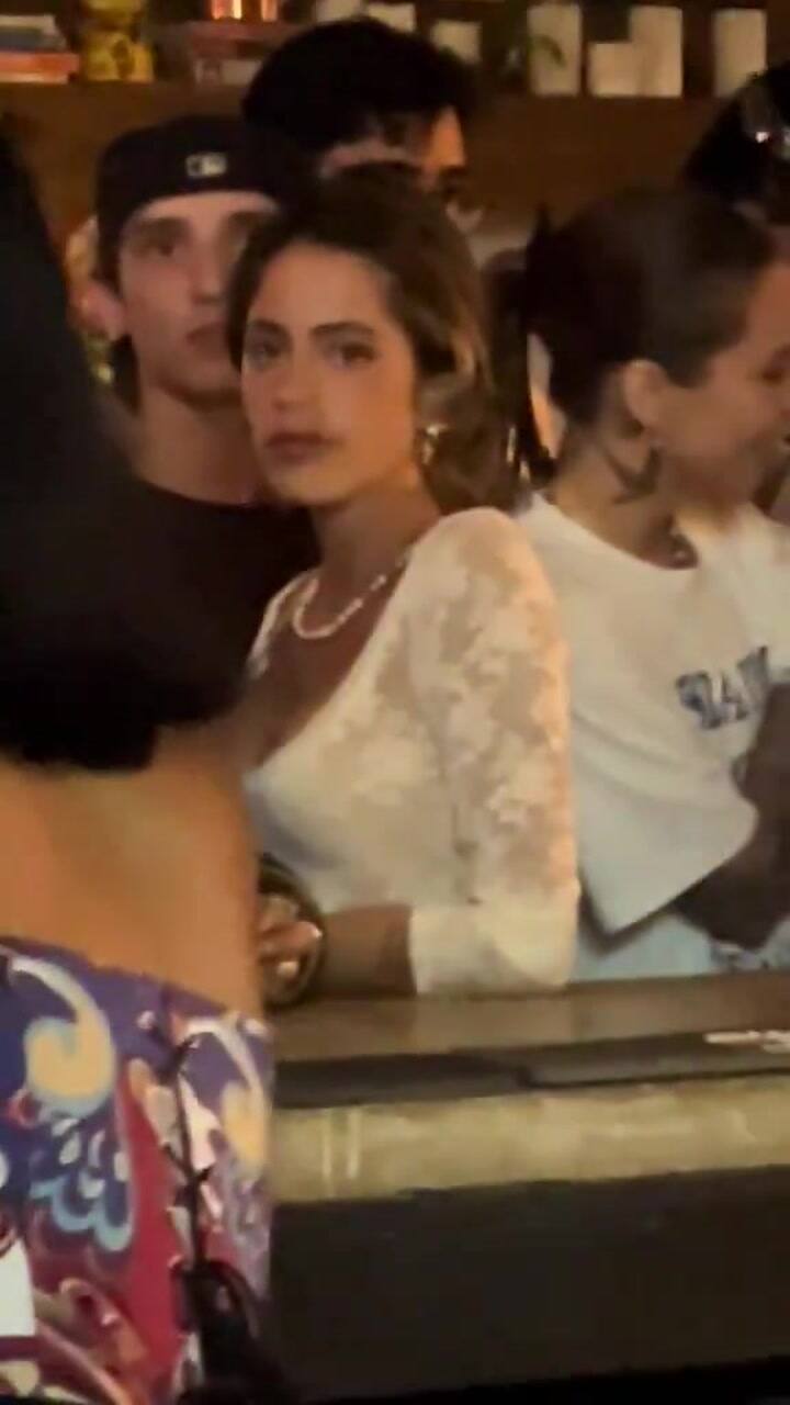 La salida que compartieron Tini Stoessel y Young Miko