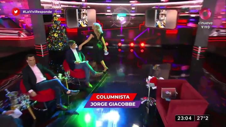 En una noche de roles invertidos, Viviana Canosa despidió su ciclo en Nada Personal: 'Quisieron volt