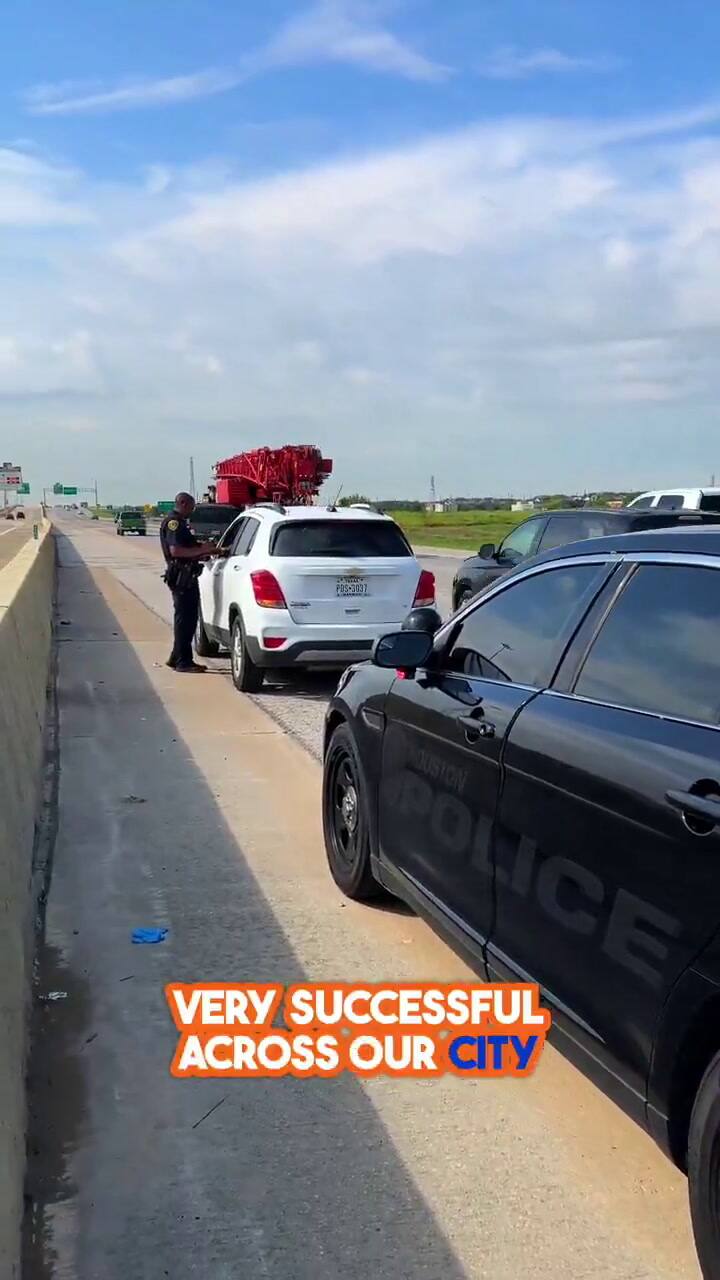 Esto dijo el alcalde Whitmore sobre el operativo de tránsito en Houston