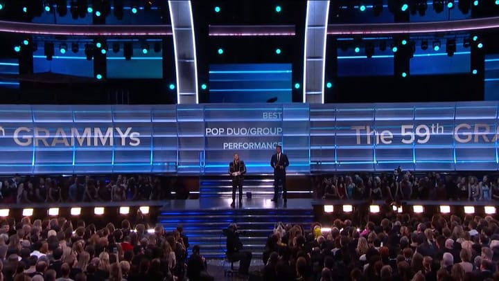 Premios Grammy 2017: por qué los Twenty One Pilots recibieron un premio en ropa interior