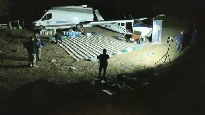 Secuestro de 400 kilos de cocaína en un avión, en Santa Fe