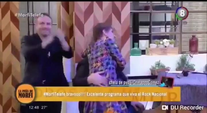Lito Vitale le tocó la cola a Hilda Lizarazu y ella lo frenó en vivo - Fuente: YouTube