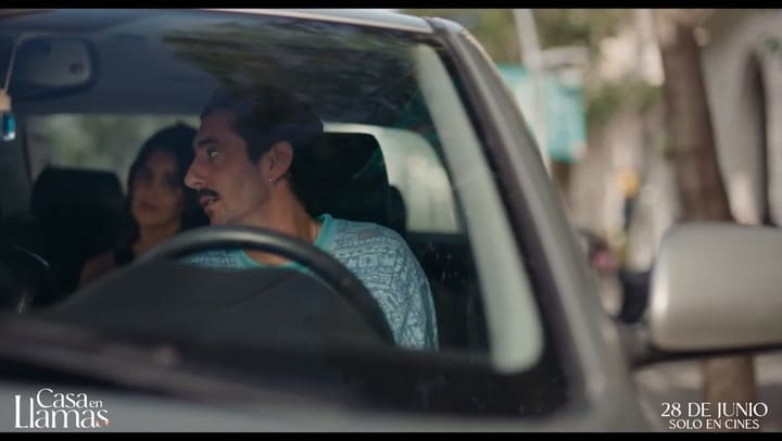 Casa En Llamas - Tráiler Español