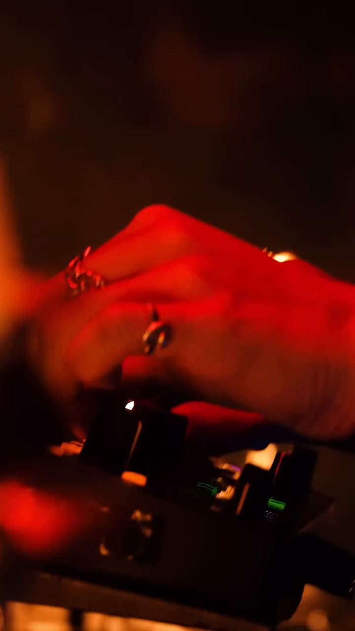 Kool Kidz es una productora de fiestas electrónicas que lidera Agustín junto a sus socios desde hace tres años