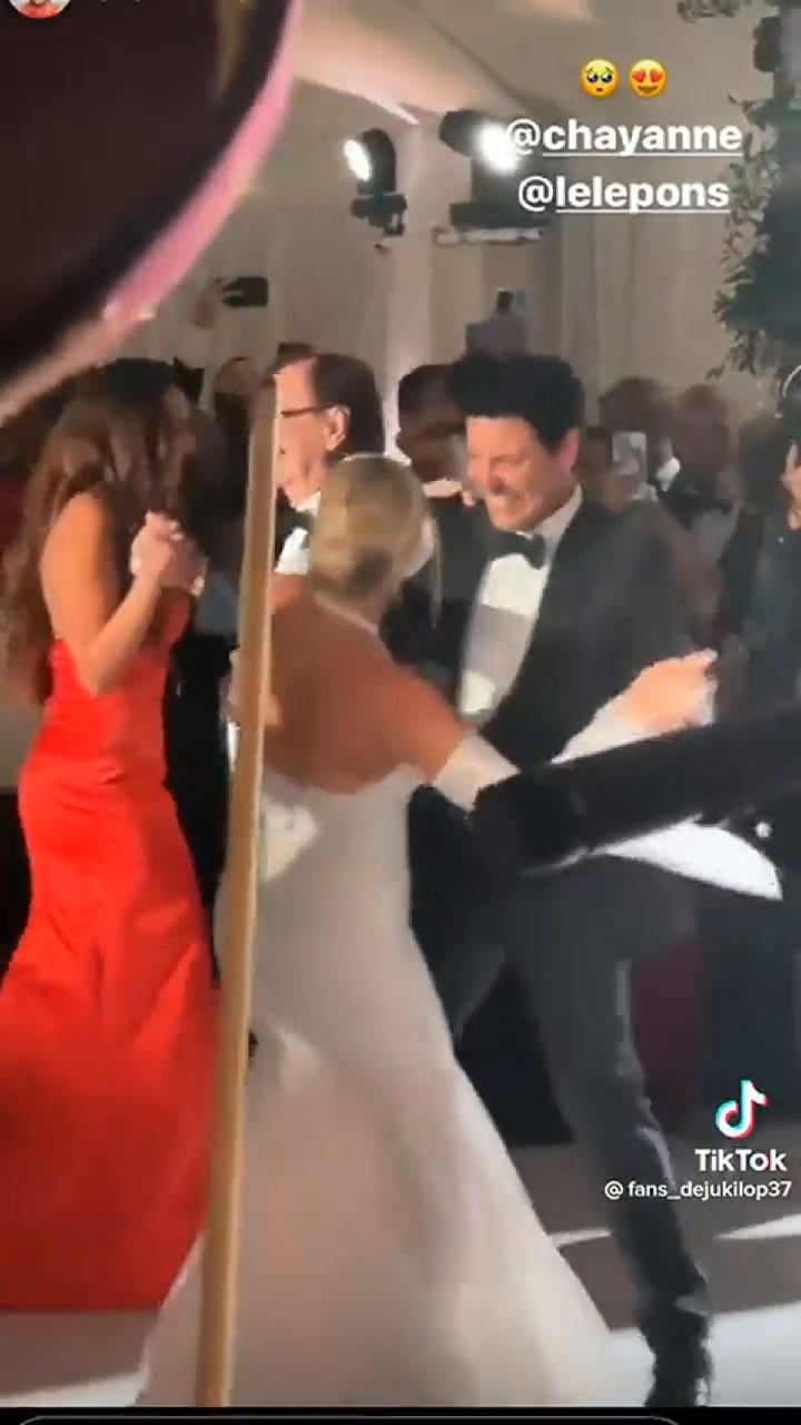 Chayanne bailó el vals con su sobrina Lele Pons