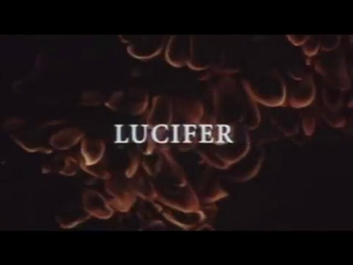 Trailer La última puerta