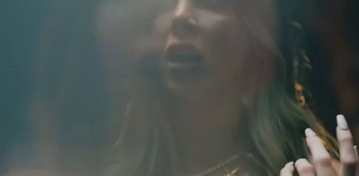 Romina Malaspina canta 'Color'