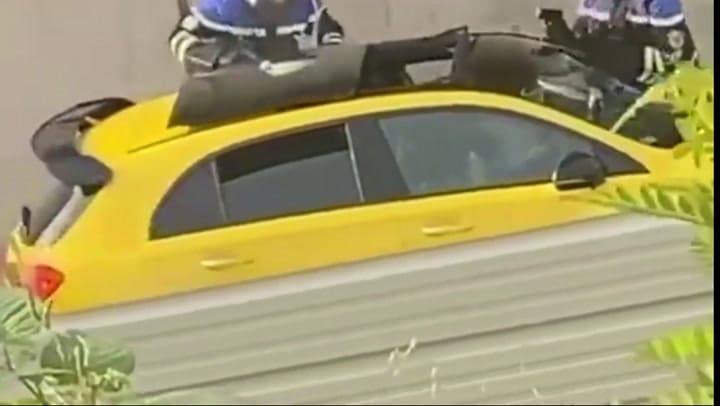 GIF Polémica en Francia tras ser abatido un joven de 17 años en un control policial en Nanterre