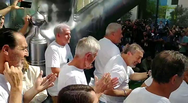 Los campeones del '86 escuchan el relato de Víctor Hugo Morales sobre el gol de Maradona