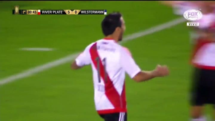 El cuarto gol de Scocco