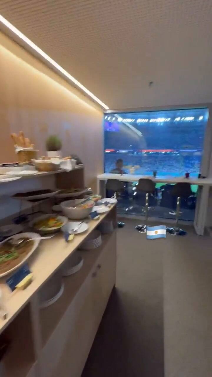 Sofía Calzetti mostró la intimidad de su palco en el partido entre Argentina y Polonia