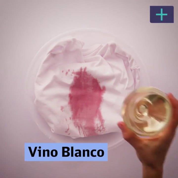Así se puede limpiar una mancha de vino para que no queden rastros