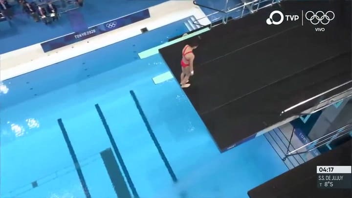Clavado perfecto: la china de 14 años logró todas calificaciones con 10 y ganó la medalla dorada