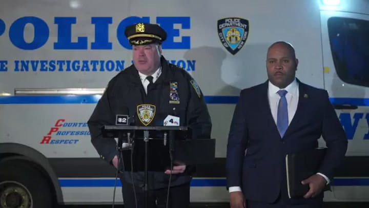 La Policía de Nueva York informa de un suceso por el que abrió una investigación
