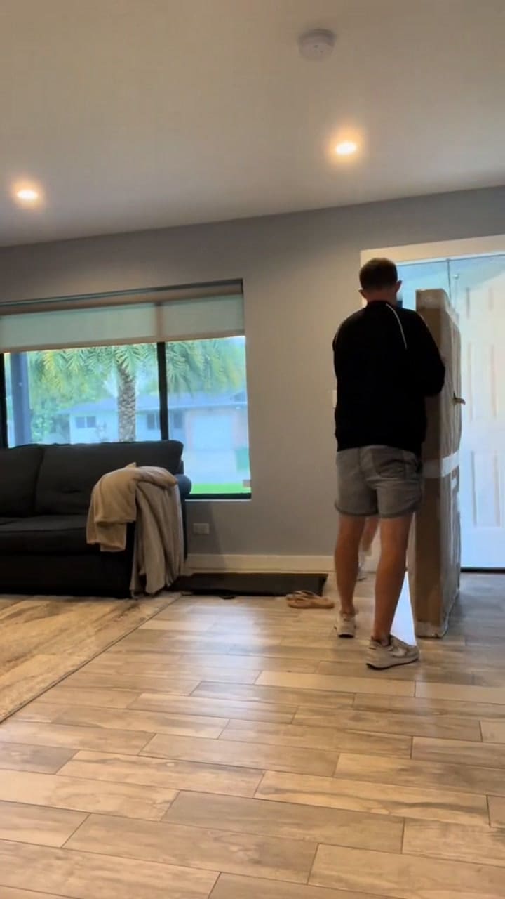 Es Millennial y ahora persigue el sueño americano después de mudarse de Escocia a Florida