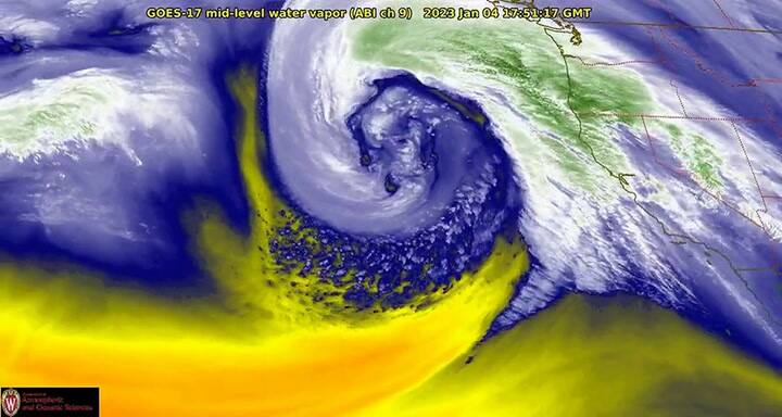Un río atmosférico se acerca al oeste de EE. UU.