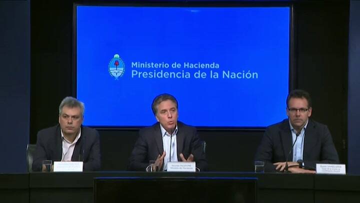 Dujovne espera “responsabilidad” de la oposición por las tarifas - Fuente: Télam