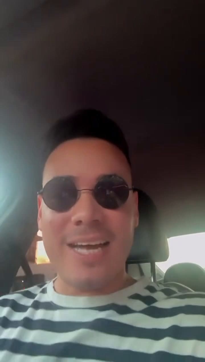 Él es Sandro, el nieto influencer de Fidel Castro
