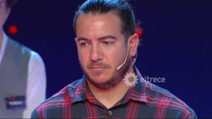 Fue a Los 8 escalones del millón para cambiar su vida y rompió en llanto al llegar a la final