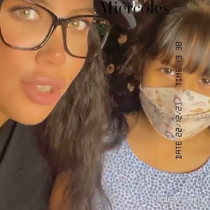 Wanda Nara se disfrazó de vendedora y sorprendió a sus fanáticas en el Abasto