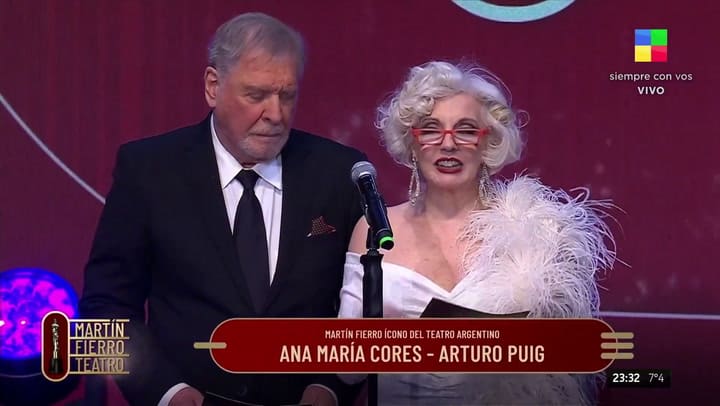 Martín Fierro de Teatro: el homenaje a Brujas. Fuente: América TV