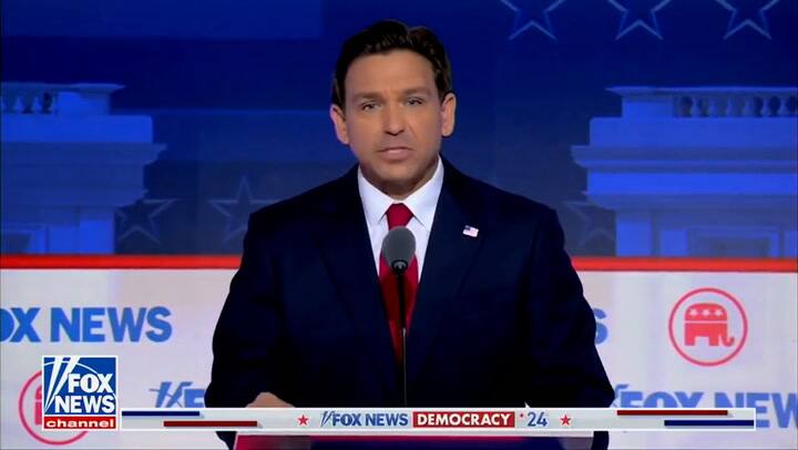 Ron DeSantis interrumpió a la moderadora de Fox News en el debate republicano y la desafió