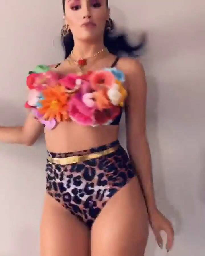 El look de Lali para el Carnaval de Bahía - Fuente: Instagram