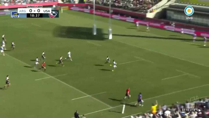 Nicolás Sánchez anotó el primer try de los Pumas