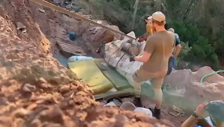 Hallan un titanosaurio en Francia