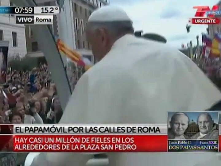 La vista de Francisco desde el papamóvil (TN)