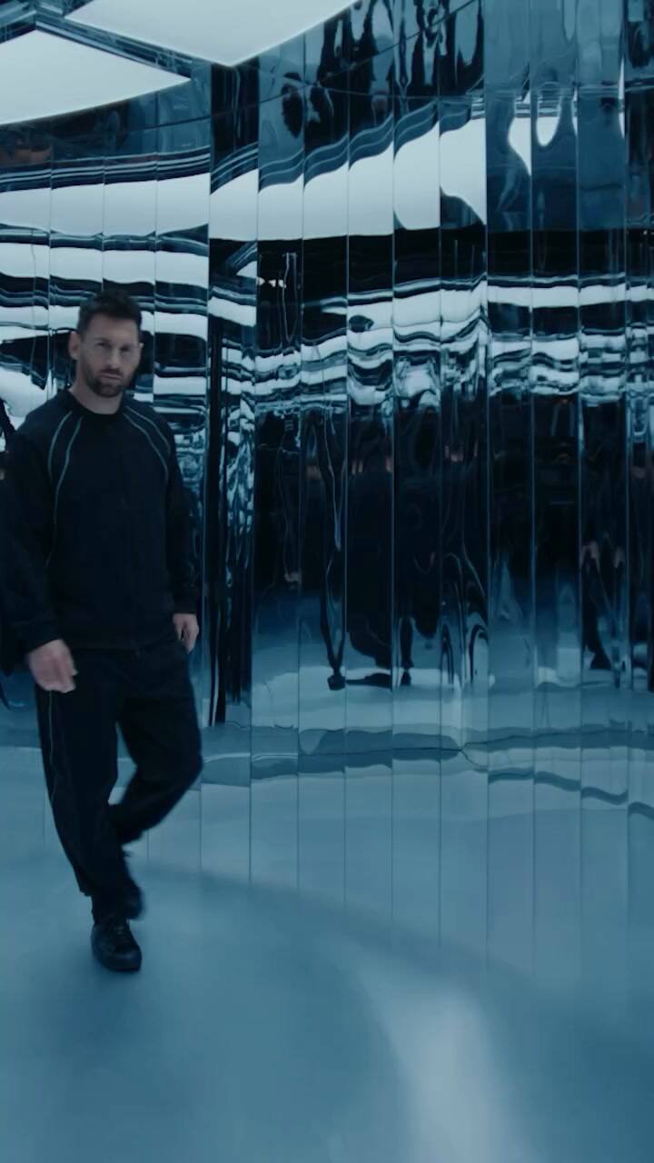 Messi presenta su nuevo perfume