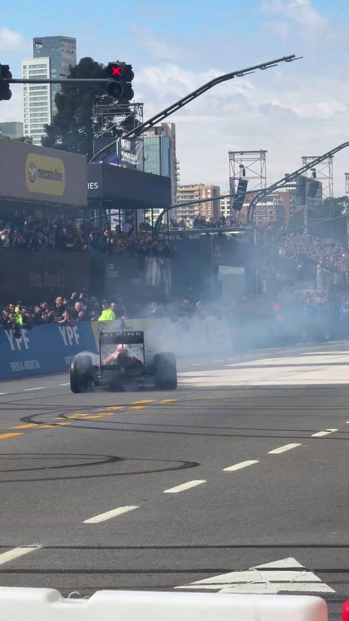 Trompos en la avenida Del Libertador