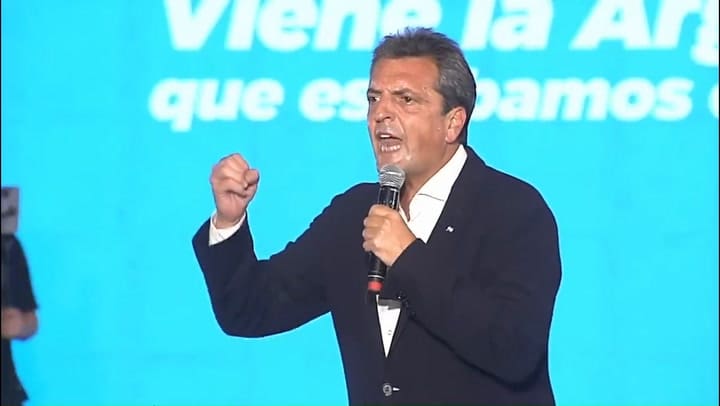 Massa: "Si el 10 de diciembre tengo la responsabilidad, voy a llamar a Martín Llaryora"