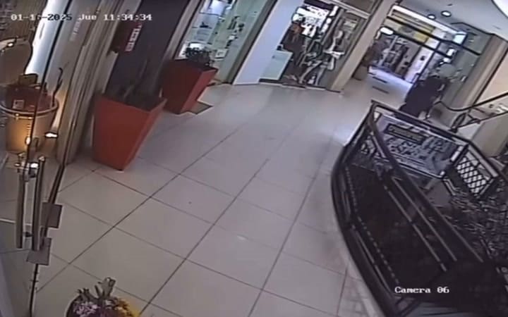 WhatsApp Video 2025-01-16 At 20.29.35