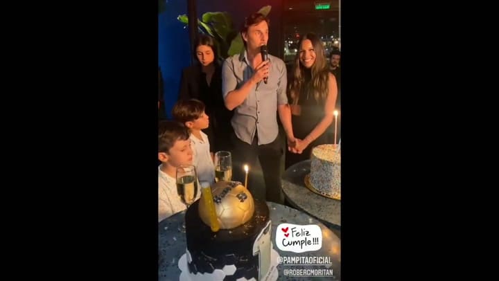 Los discursos de Roberto García Moritán y Pampita durante el festejo - Instagram: @floppytesouro