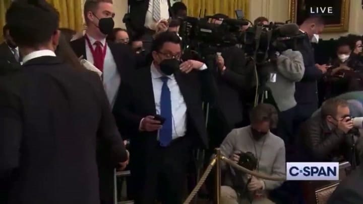 Joe Biden insultó a un periodista