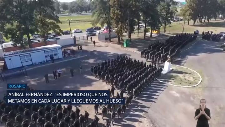 Aníbal Fernández en Rosario: 'Es imperioso que nos metamos en cada lugar y lleguemos al hueso'