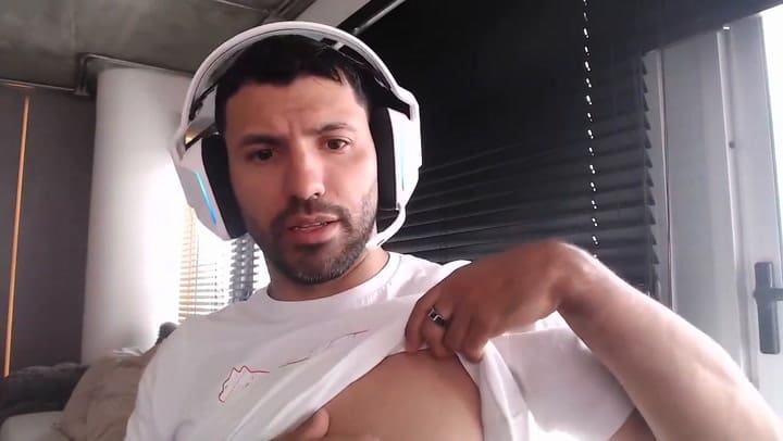 El Kun Agüero mostró cómo funciona el chip que le pusieron por su arritmia