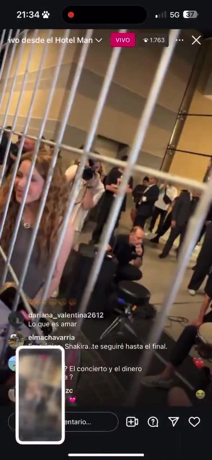 Tras cancelar sus shows en Chile, Shakira cantó para sus fans en la calle