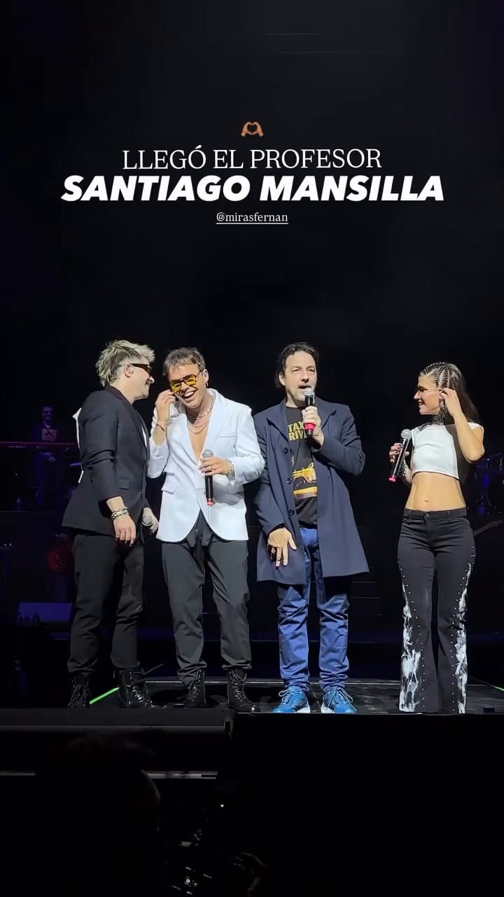 Fernán Mirás, Catherine Fulop, Martín Seefeld y Boy Olmi en el show de Erreway