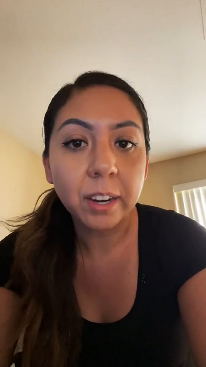 Así reaccionó cuando le pidieron ceder su asiento de avión