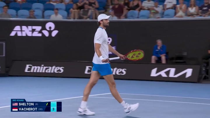 El extraño efecto de pelota en el partido de Vacherot ante Shelton