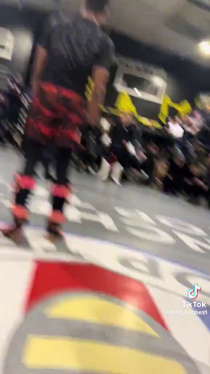 La brutal pelea entre un luchador de UFC y un seguidor de Instagram que lo había criticado