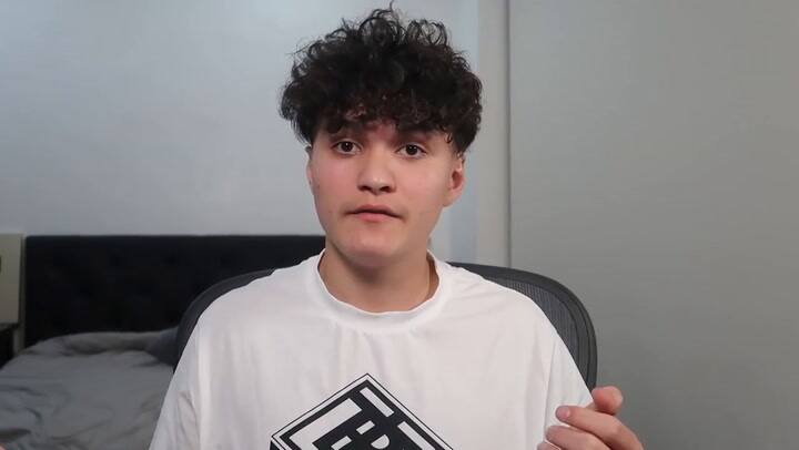 El llanto desconsolado del joven gamer expulsado de por vida de Fortnite - Fuente: YouTube