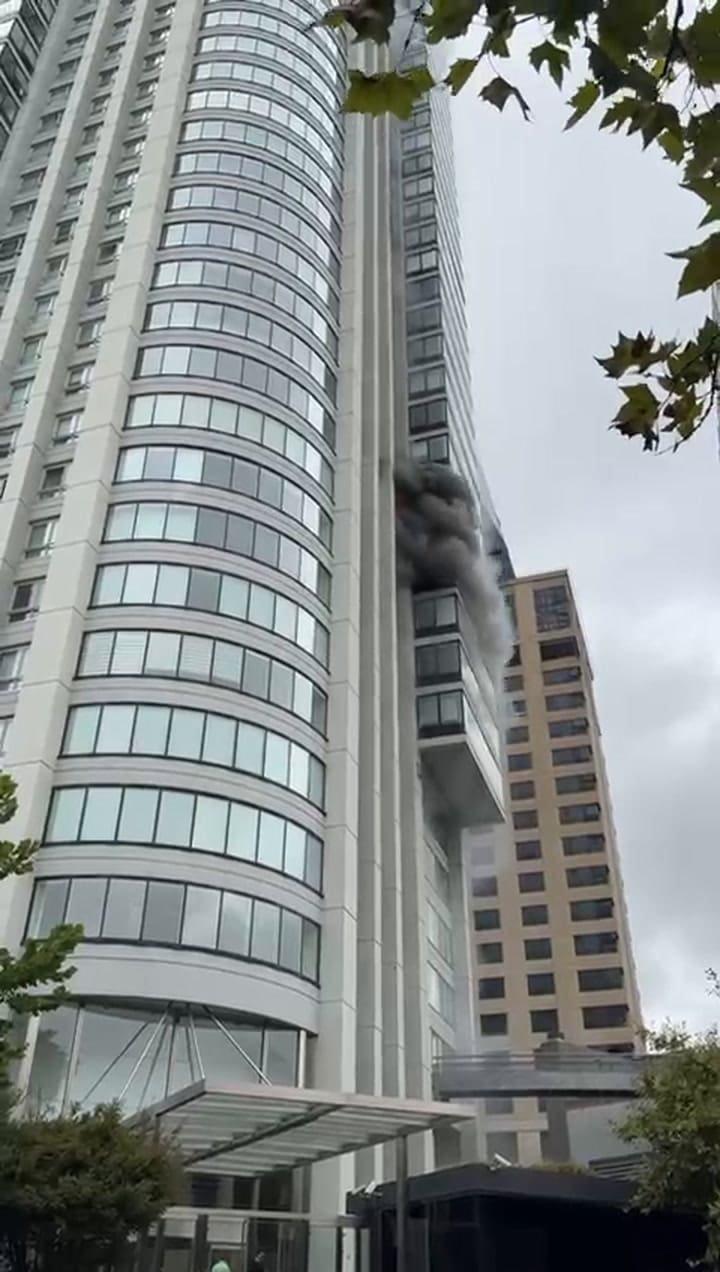 Al menos 50 evacuados tras un incendio en un edificio de Puerto Madero