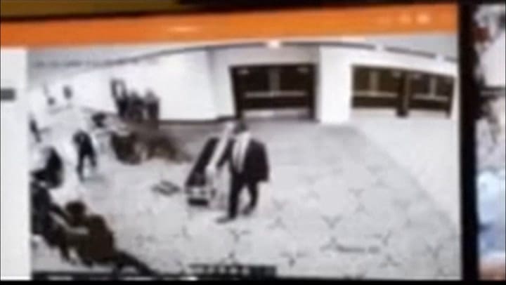 Esta foi a entrada e ataque do atirador contra agentes do Serviço Secreto