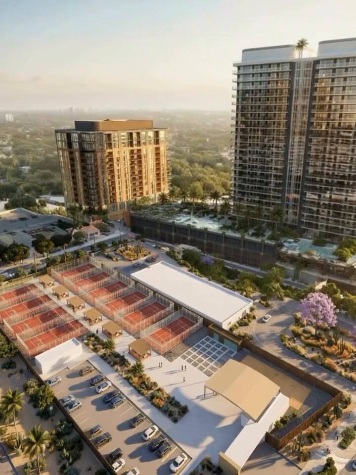 Ultra Padel se expande a Midtown